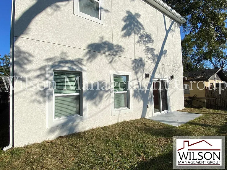 732 S Lee Ave — Photo 29