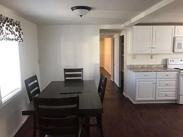 3242 Hilyard Ave — Photo 12