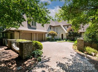70 Brookline Dr, Asheville, NC 28803