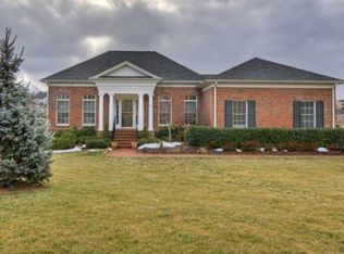 2217 Birch Leaf Ln, Blacksburg, VA 24060