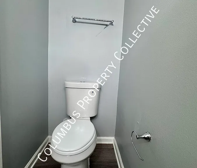 3285 E Mound St — Photo 7