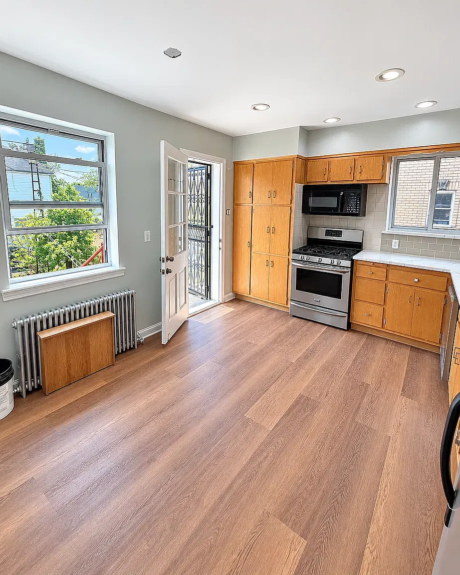 70-06 72nd Street — Photo 2