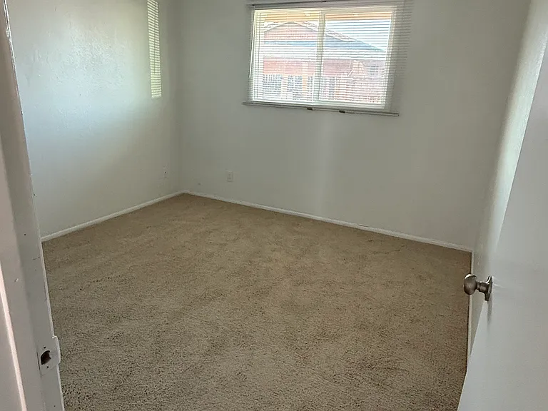2236 W Heatherbrae Dr #4 — Photo 11