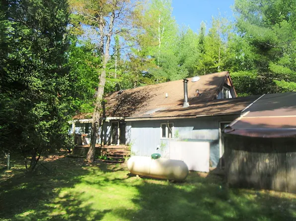 3033 Highbanks Dr, Grayling, MI 49738