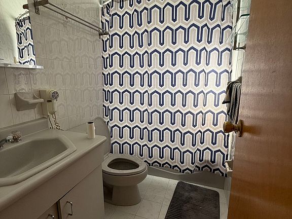 3rd image of 8008 14th Ave #2F