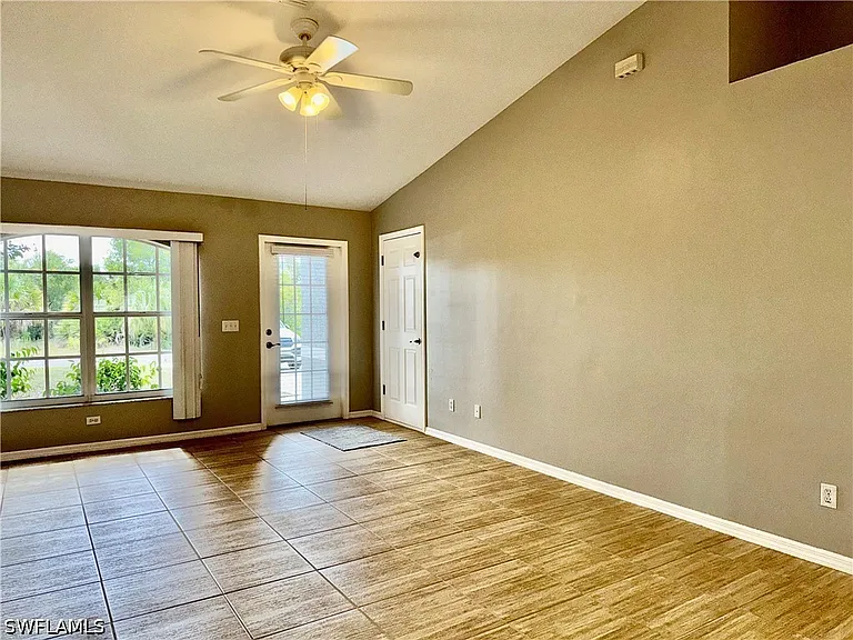 6016 Lindbrook Ave — Photo 6