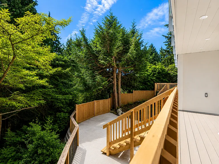 1 Highland Dr — Photo 46