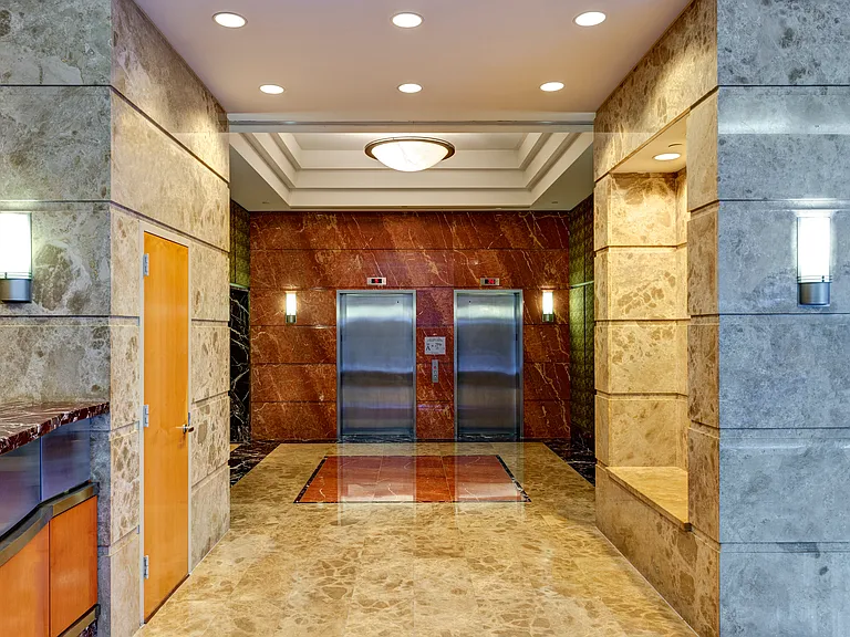 1501 Lexington Ave #4K — Photo 4