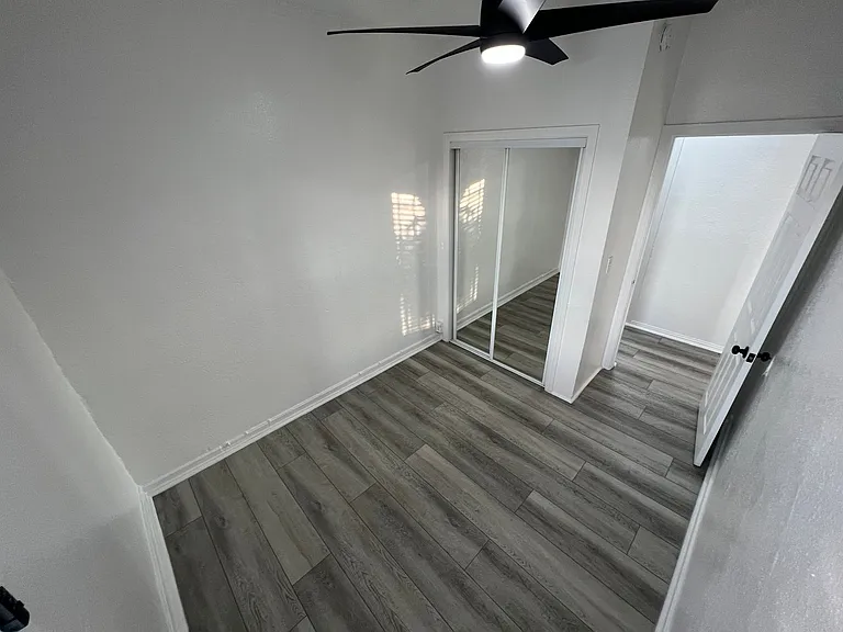 Wilton Way Apartments — Photo 74