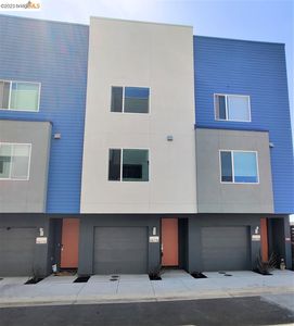 (Undisclosed Address), Oakland, CA, 94605