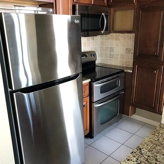 1443 Bayshore Dr — Photo 23