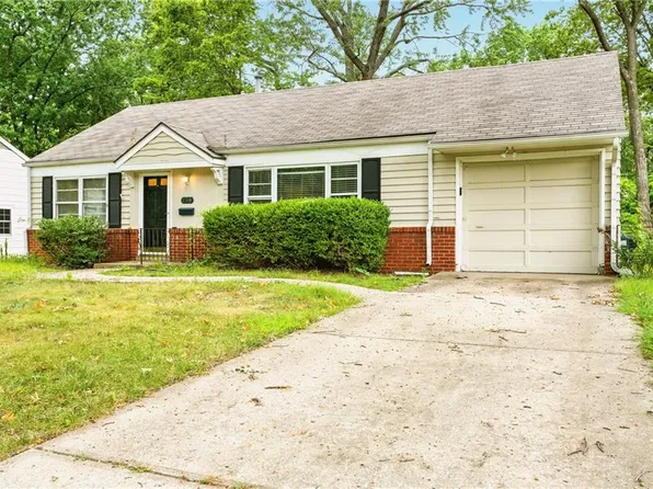 2318 W 79th St, Prairie Village, KS 66208