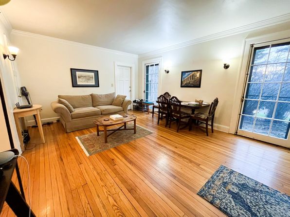 107 Cayuga Heights Rd #11123490