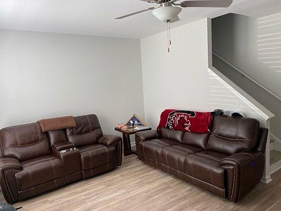 2nd image of 211 Northwood St