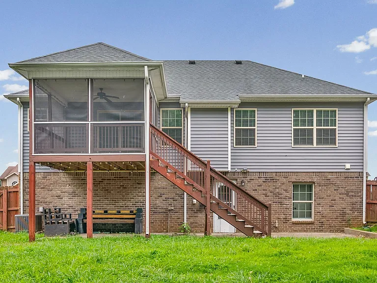 771 Banister Dr — Photo 36
