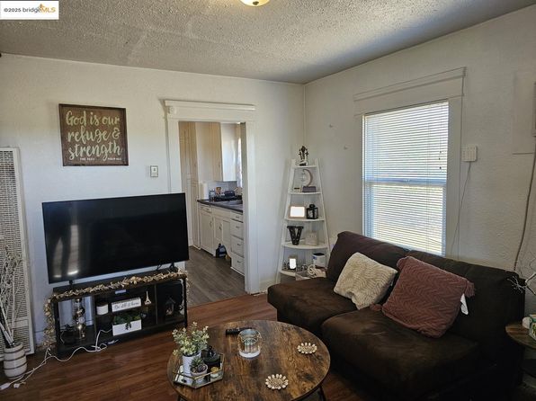 5225 American Ave, Modesto, CA 95356