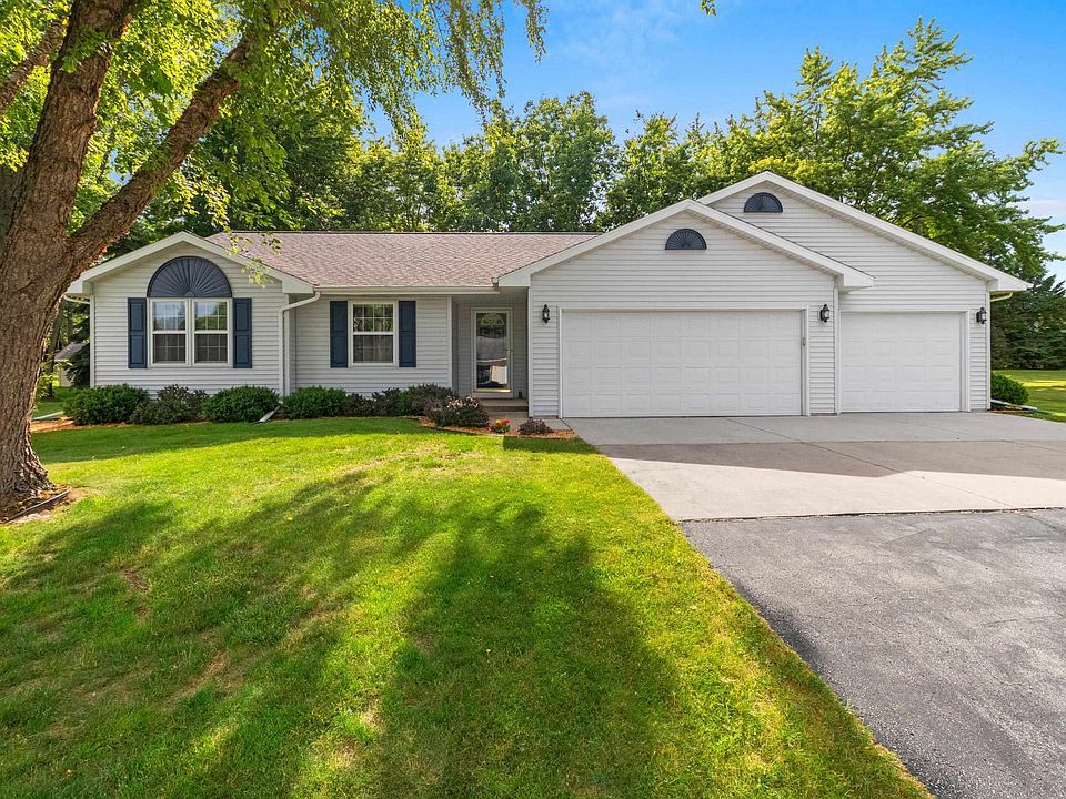 1st image of 3125 Woodland Reserve Ln