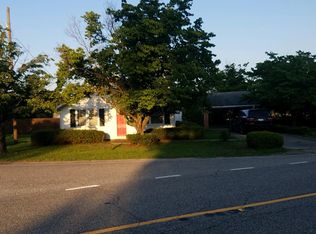 1008 E Twin Church Rd, Timmonsville, SC 29161