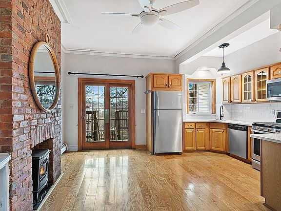 4th image of 4240 Vireo Ave