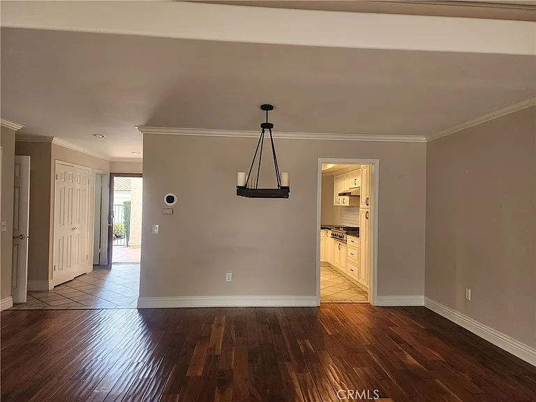 607 Murfield Ct — Photo 9