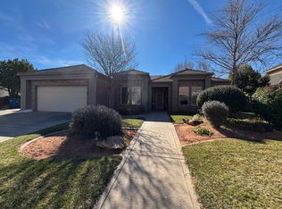 348 E 1060 S, Ivins, UT 84738
