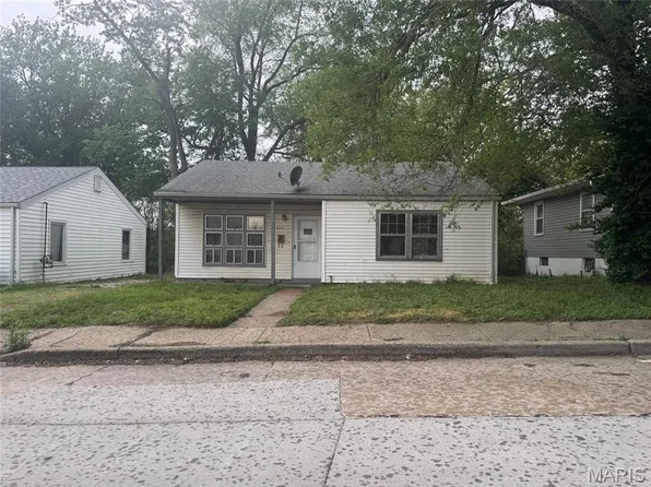 305 Mueller Ave, Saint Louis, MO 63135