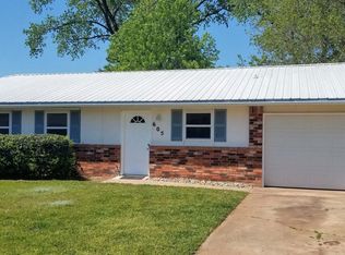 605 Woods Dr, Noble, OK 73068