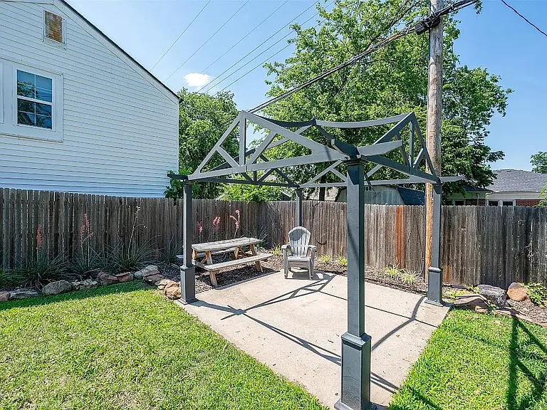 1413 NW 19th St — Photo 22