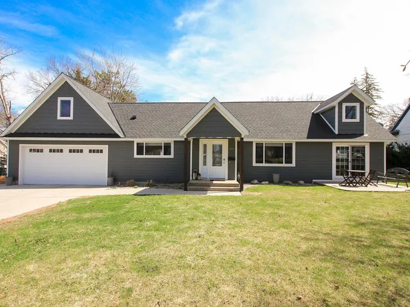 301 Dale St SW, Hutchinson, MN 55350