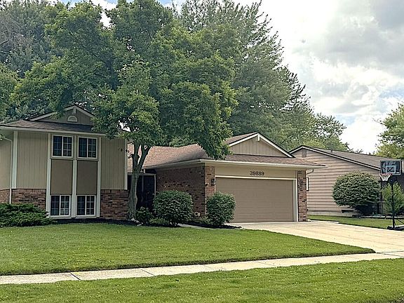 2nd image of 39889 Coronation Rd