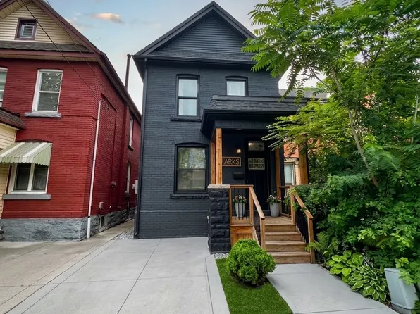 110 Ferguson Ave N #2, Hamilton, ON L8R 1L5