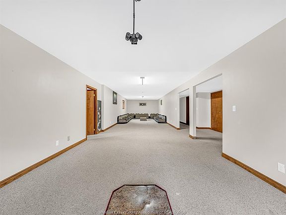 5th image of 43 Sandy Lake Dr