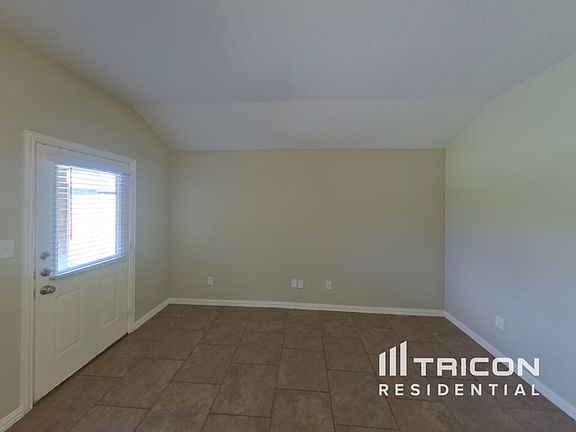 2nd image of 12416 Hunters Cabin Ct
