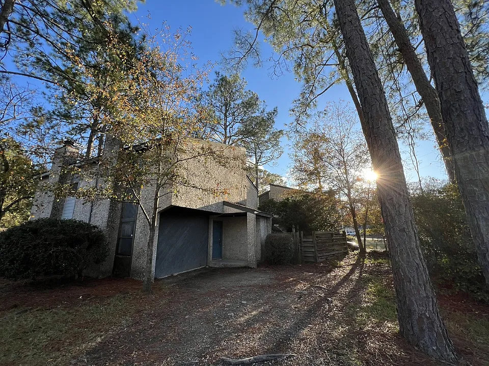 803 Kelly Dr