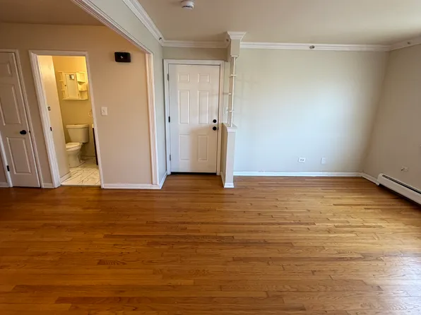 9235 Irving Park Rd #3, Schiller Park, IL 60176