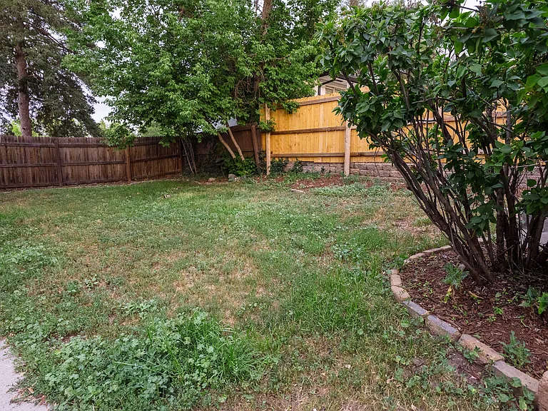 1045 Lowell Blvd — Photo 4