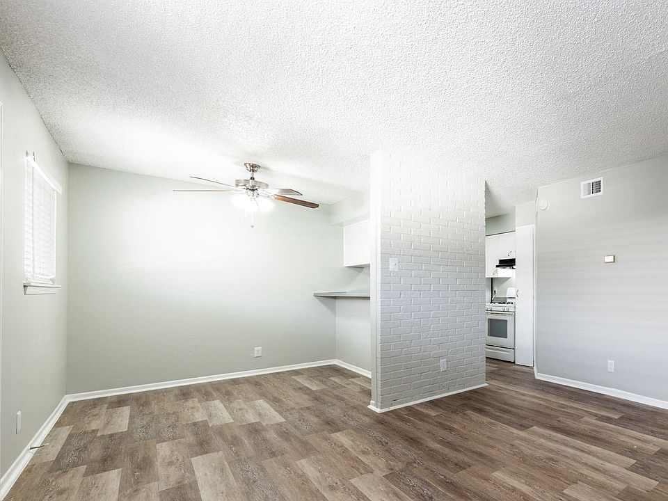 1st image of 7314 Oak Manor Dr #502