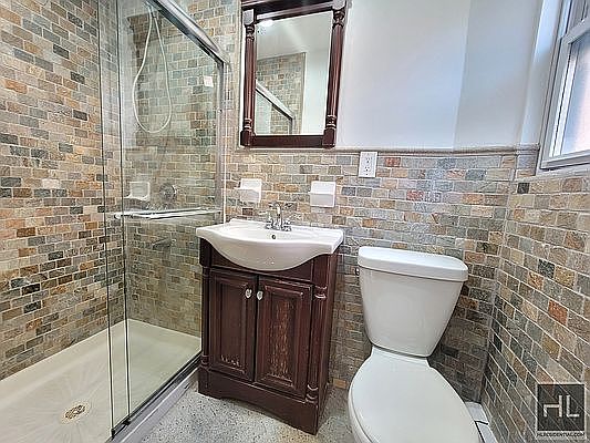 5th image of 163-10 Booth Meml Ave #2