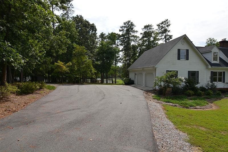 3029 Oxford Dr, Sutherland, VA 23885 Zillow