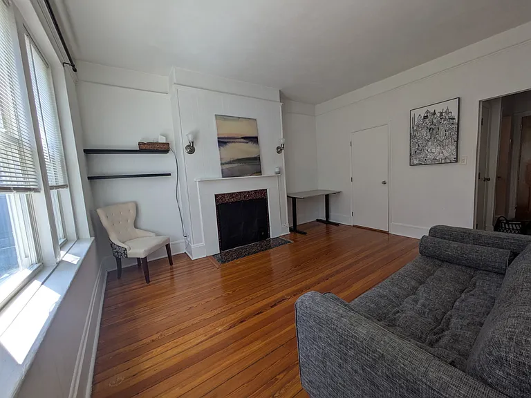 21 Aberdeen St #3 — Photo 11