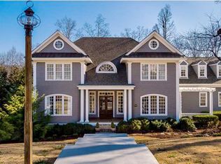 2313 Woodcliff Rd SE, Huntsville, AL 35801