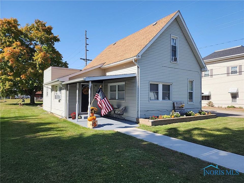 1st image of 109 N Eastom St