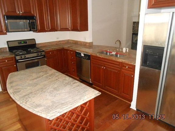 2nd image of 4335 W Peterson Ave