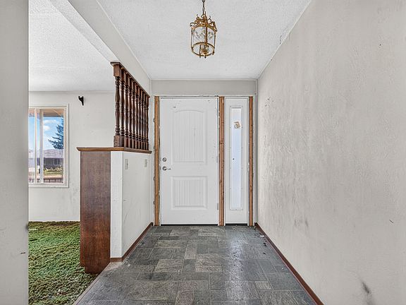 4th image of 1734 Alcan Dr