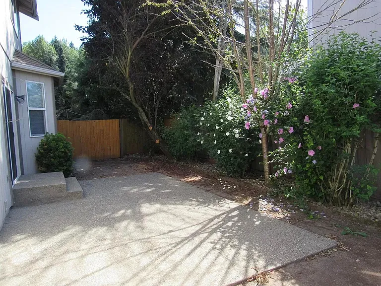 9408 188th St E — Photo 29