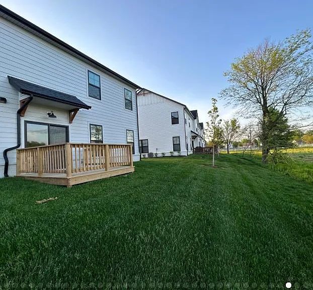 17541 Gruner Way — Photo 28