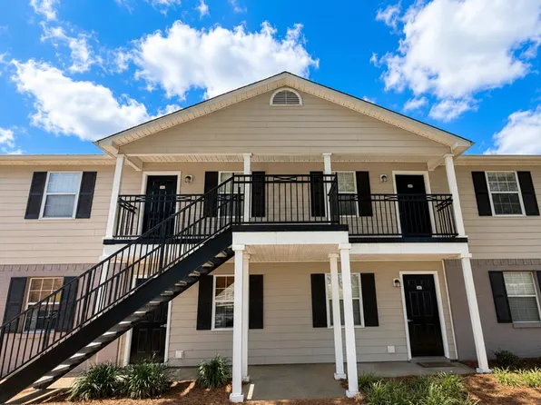 2112 Old Taylor Rd APT A7, Oxford, MS 38655