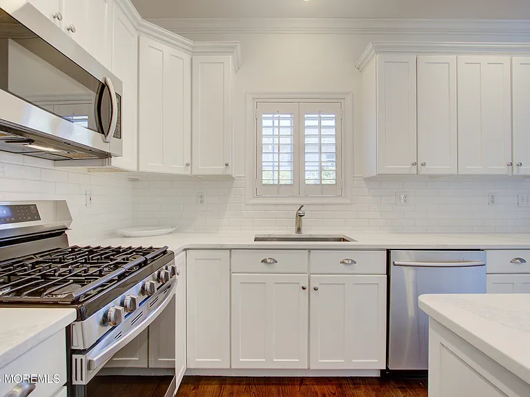 29 Pavilion Ave #29 — Photo 13