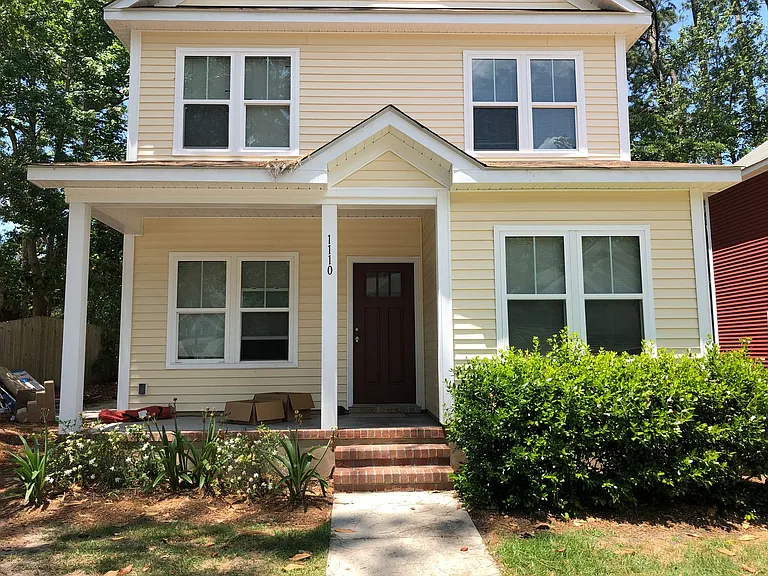 1110 Greenwood Ave — Photo 1