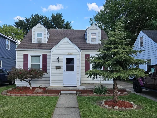 24940 Wilmot Ave, Eastpointe, MI 48021